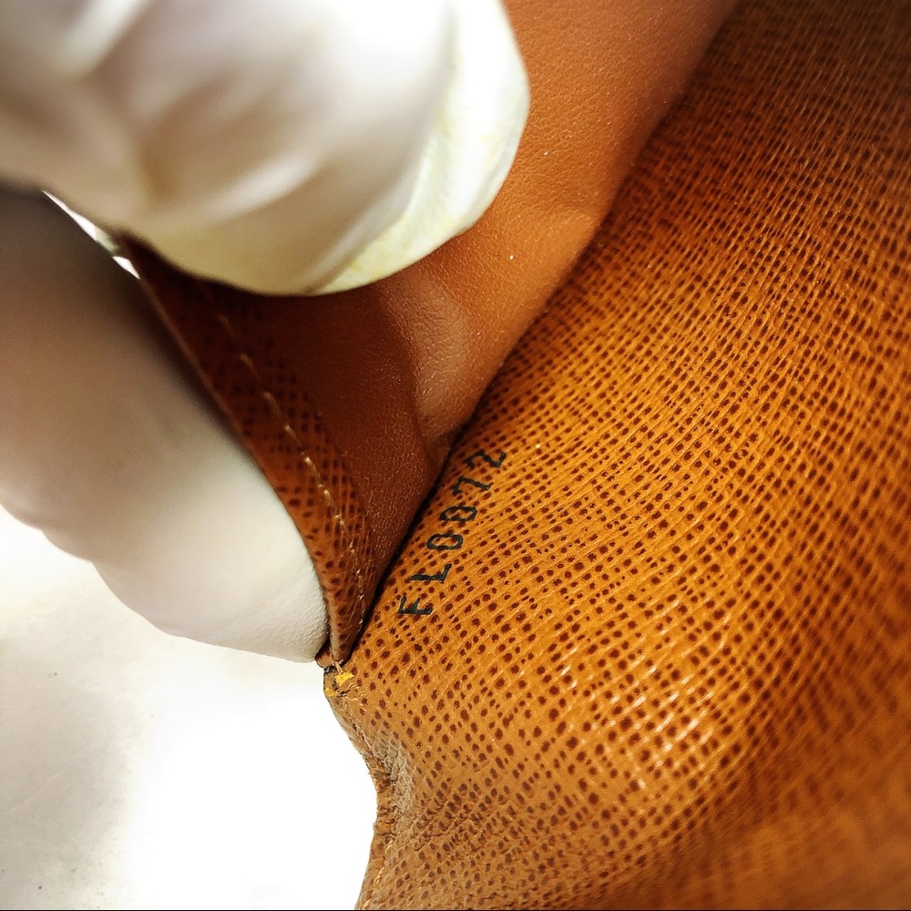 Louis Vuitton Sarah Monogram Trifold Long Wallet - Picture 12 of 13